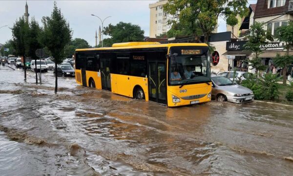 “Prishtina tashmë është në fazën e rimëkëmbjes pas vërshimeve”