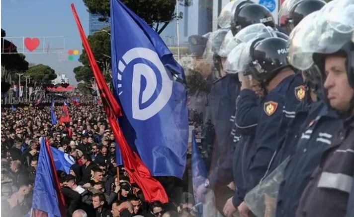 Protesta e PD-së para Kryeministrisë, policia me plan masash
