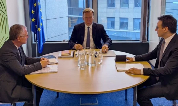 Takimi Kosovë–Serbi në Bruksel, pa hollësi për agjendën