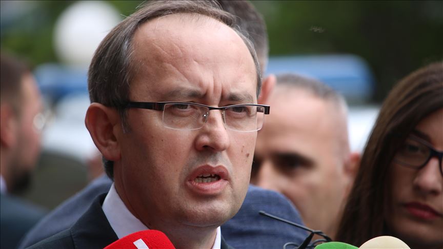 LDK në takim pas zgjedhjeve të 28 dhjetorit, Hoti s’iu përgjigjet gazetarëve
