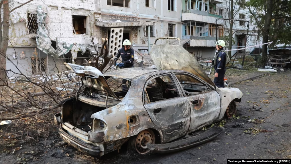 Ukraina mohon shënjestrimin e civilëve pasi Moska e akuzoi se ka sulmuar një hotel