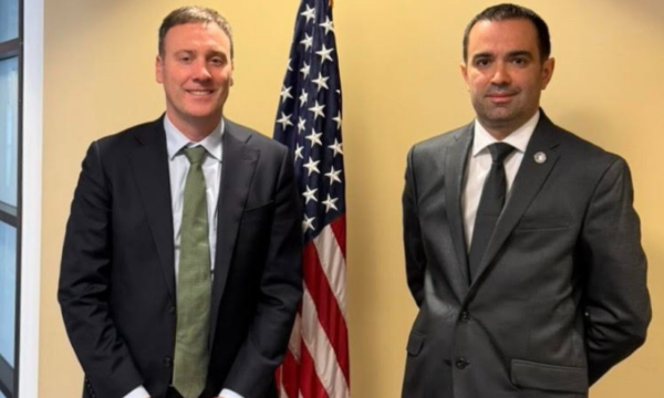 Drejtori i Odës Amerikane pritet në DASH- Diskutohet për ta forcuar ‘‘atraktivitetit’’ e Kosovës për investimet amerikane