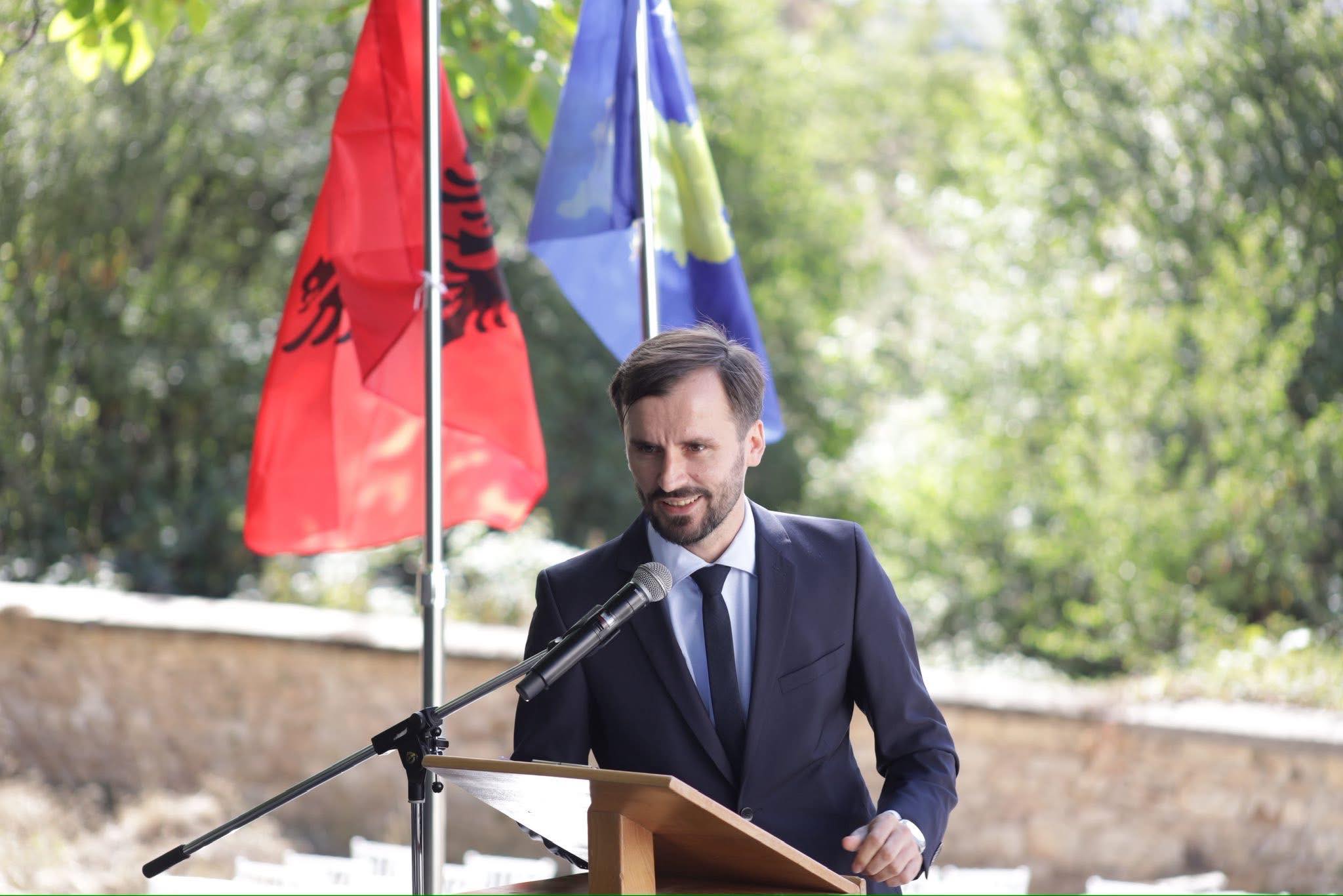 Besimi dhe kultura e të jetuarit