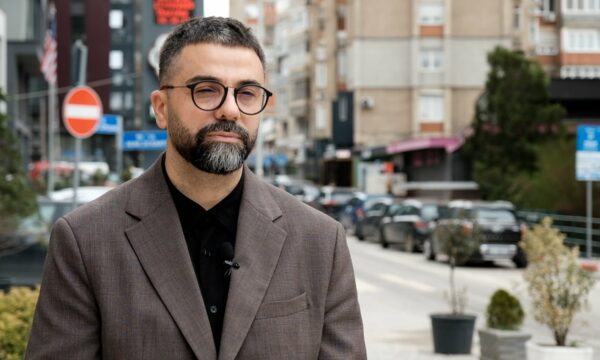 Behrami: Duhet marrëveshje dhe kompromis për presidentin, ende s’janë bërë konsulta, do marrim pjesë në takime