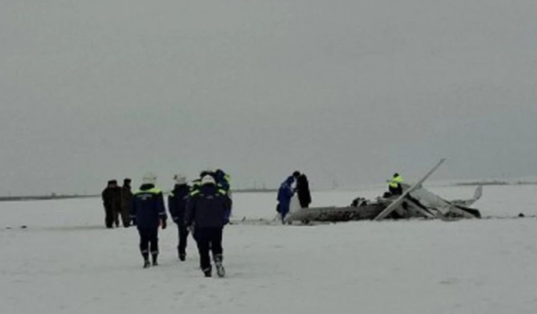 Rrëzohet aeroplani stërvitor në rajonin Orenburg të Rusisë, humbin jetën tre persona