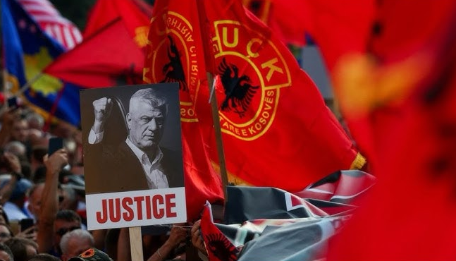 Më 17 shkurt marsh në sheshin “Skenderbeu”, “Plisat” në mbështetje të çlirimtarëve