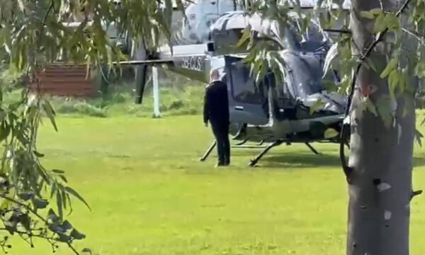 Nga Korça, Rama mbërrin me helikopter në Vlorë
