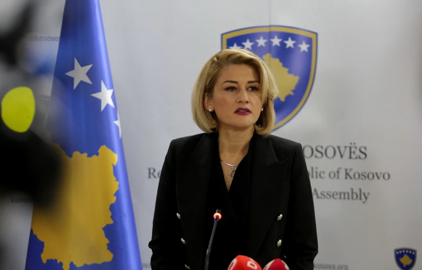 Kusari: Albulena Haxhiu do të jetë kryetare e Kuvendit
