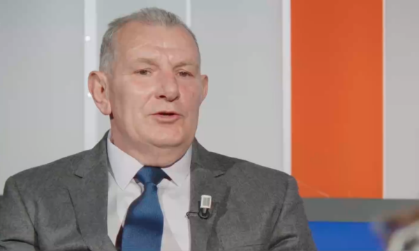 Buja: Lufta çlirimtare sot po mbrohet prej atyre që na etiketonin për kriminelë, qëndrime nuk zhduken e historia s’harrohet