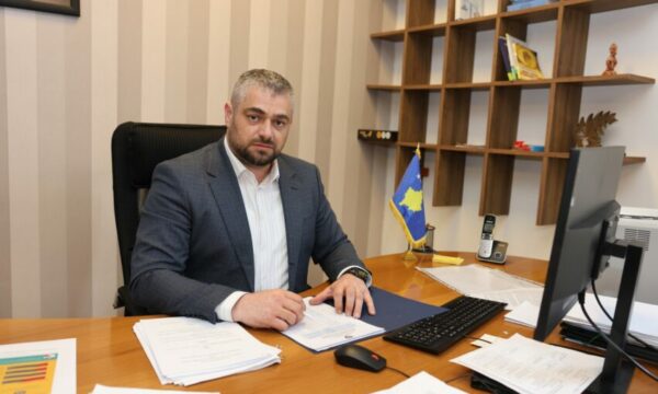 Hoti: Gjatë këtij viti, ligji për statusin e veteranëve do t’i nënshtrohet vlerësimit