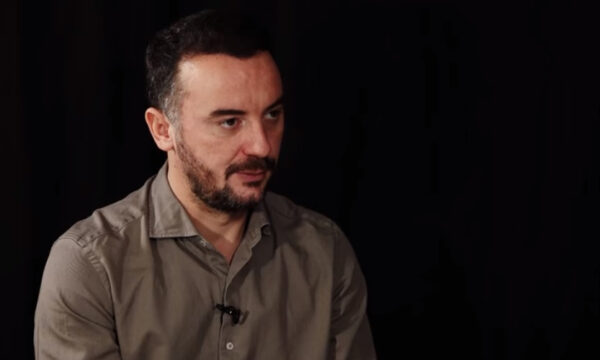 Emri për president nga familja Jashari, Molliqaj: Shantazh ndaj Vjosa Osmanit