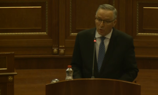 Hamza i bën kritika Kurtit ende pa u bërë kryeministër: Fole për rritjen e eksporteve, por jo edhe për importet e deficitin tregtar