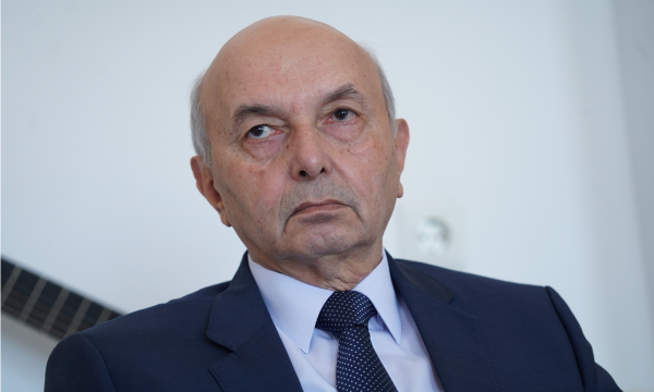 Mustafa: Vjosa Osmani s’është rugoviste, me qenë kryetar i LDK-së nuk do të votohej si presidente