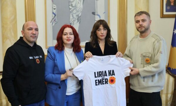 Haxhiu mbështet marshin madhështor qytetar “Drejtësi, jo politikë”