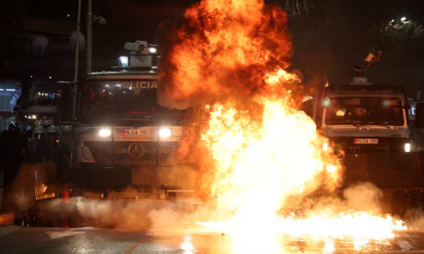 Protesta e PD-së, raportohet se 46 persona u arrestuan nga policia për aktet e dhunës së ditës së djeshme
