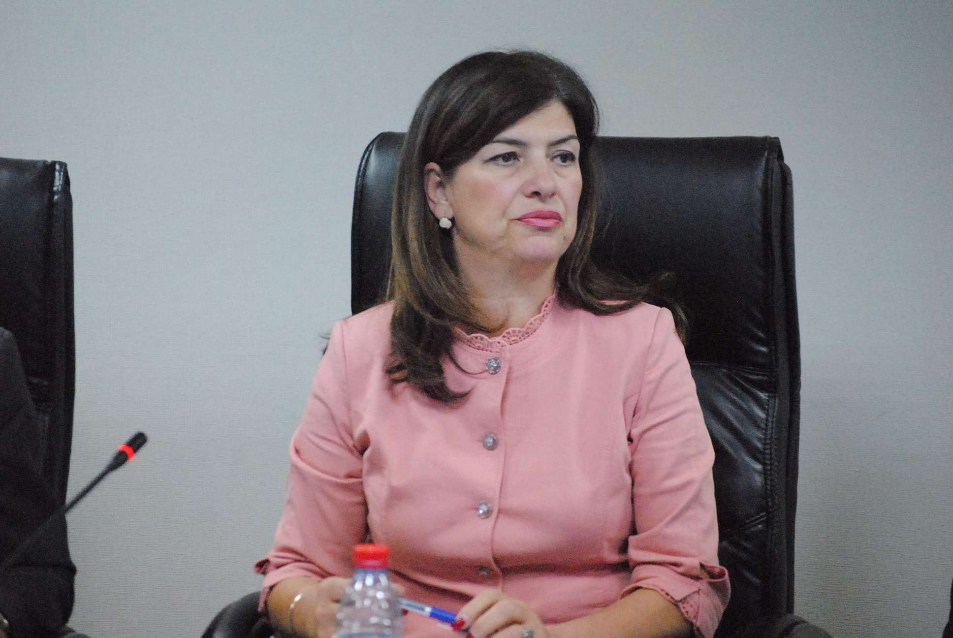 Daka akuzon Vjosa Osmanin: Shkarkimi im antkushtetues, kishte për qëllim shkatërrimin e KQZ-së