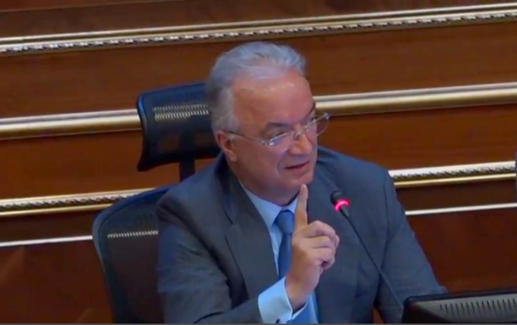 Xhavit Haliti pyetet nëse do ta votoj Vjosa Osmanin edhe për një mandat: Vota ime është votë e PDK-së