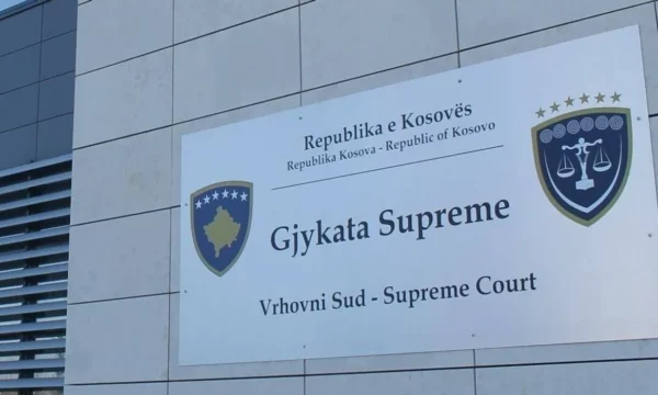 “Kualifikimet arsimore të jenë të fituara para janarit 1991”, Supremja e shpall të paligjshëm  kriterin për pensionet kontribut-paguese