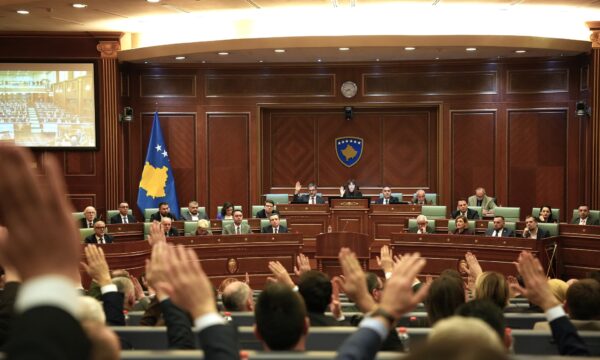 Fundi i afatit për Presidentin, përflitet emri i Konjufcës, Kurti me të tijët thonë se opozita është e detyruar të votojë
