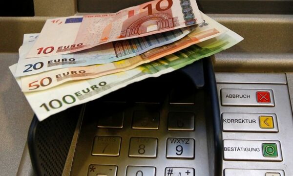 “Ligji për pagën minimale duhet të zbatohet pa kompromis në sektorin publik dhe privat”