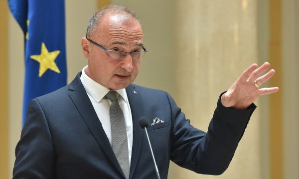 Kryediplomati kroat: Ndërhyrja e NATO-s në Kosovë më 1999 shpëtoi jetë