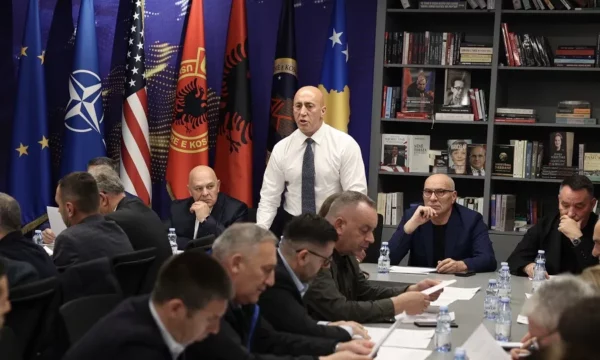 AAK në ora 11:00 në konferencë për media