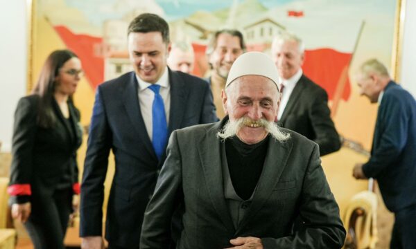 Abdixhiku ndan rrëfimin e sotëm të Rifat Jasharit: E para parti u kanë LDK’ja, e kam rujtë sanakun me vota në Mynih