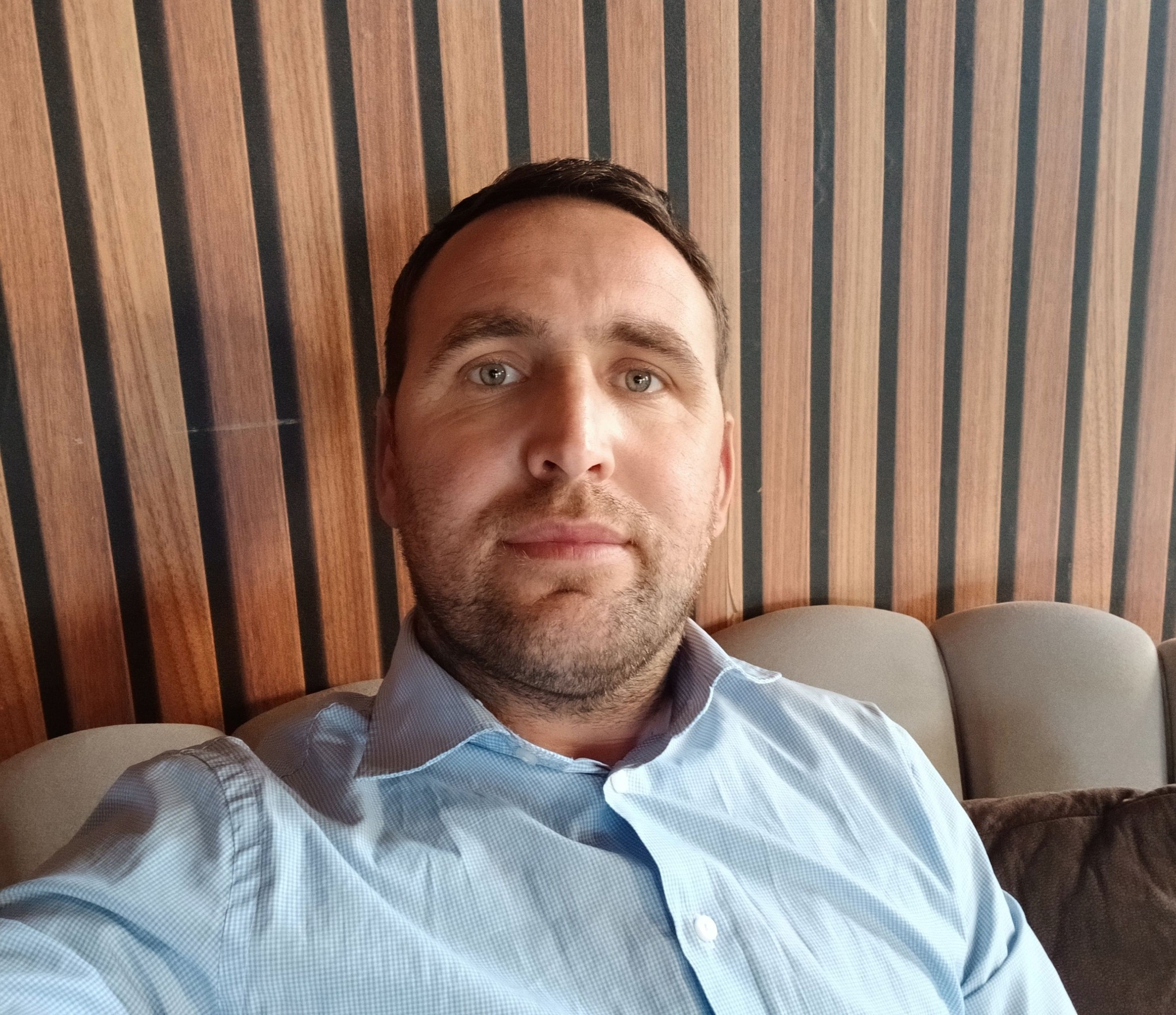 Albert Shabani: “95 mijë euro për një muaj – mbi 3 mijë euro në ditë, kallxoni mërgatës!”