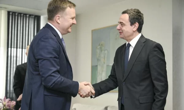 Sorensen sot me mëngjes shkon te Kurti për takim