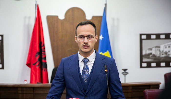 Hyseni reagon ndaj stërvitjeve ushtarake pranë kufirit: Po krijojnë pasiguri te qytetarët