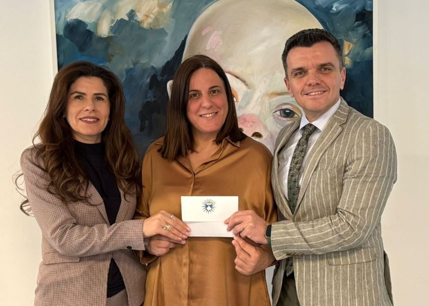 Policia dhuron donacion për shoqatën Down Syndrome Kosova