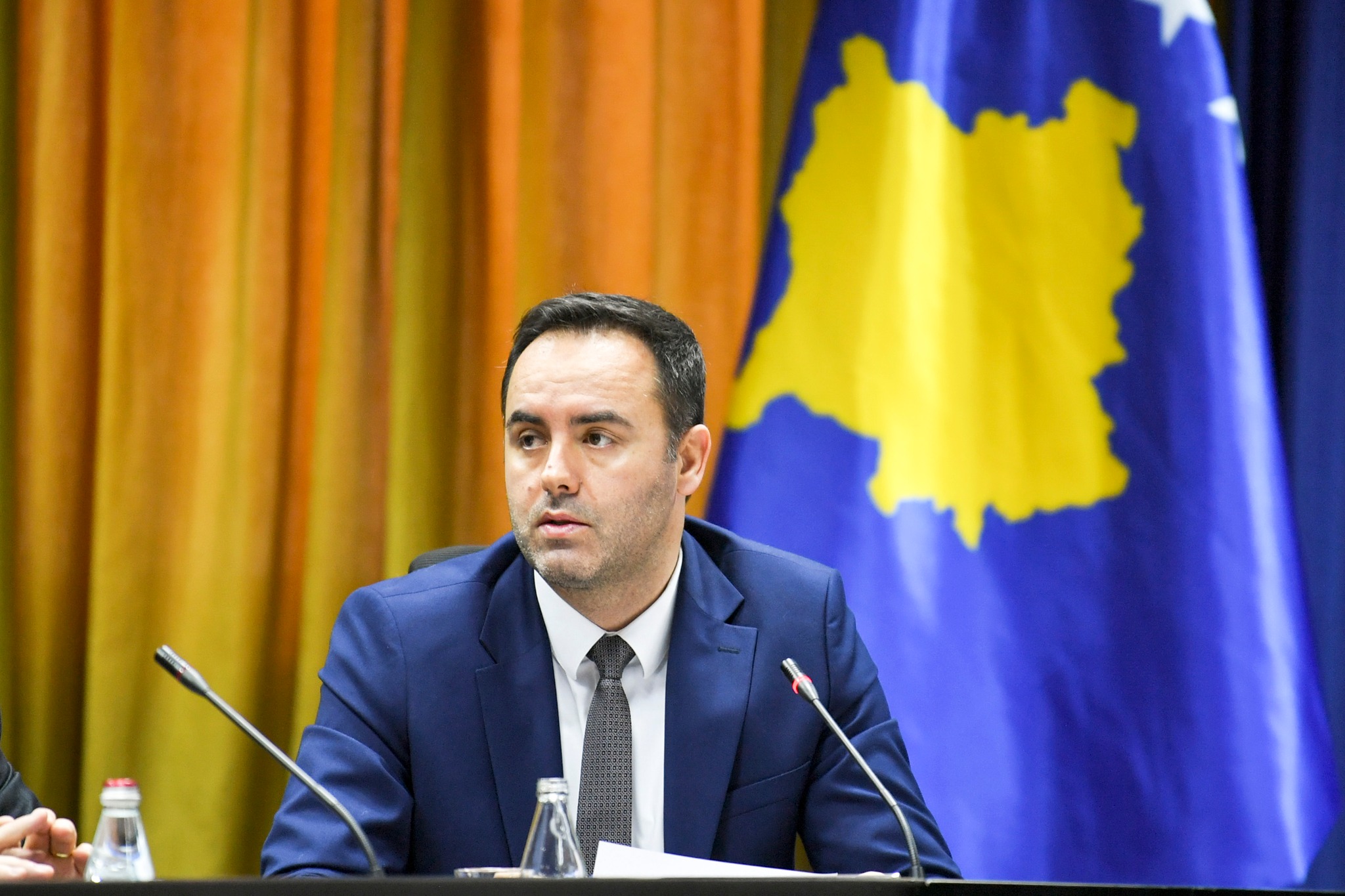 Konjufca dënon sulmet iraniane ndaj bazave amerikane: Kosova qëndron me aleatët