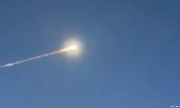 Meteoriti dëmton shtëpi në Gjermani