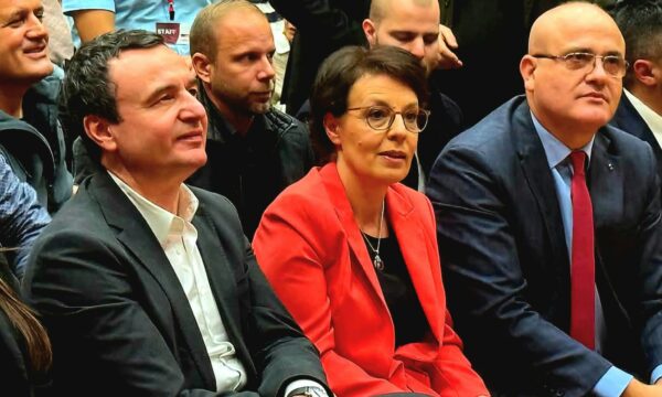 Gërvalla lëshon komunikatë pas dorëheqjes së Avdylit: Askush nga Guxo s’është përfshirë në linçime ndaj Presidentes