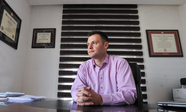 Juristi Sejdiu kritikon afatin e Kushtetueses: Vendime të tilla nuk mund të presin javë