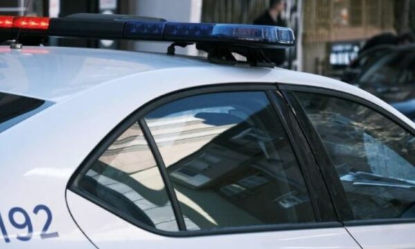 Rreth 2 mijë e 600 gjoba trafiku për 24 orë, policia njofton për mbi 60 aksidente