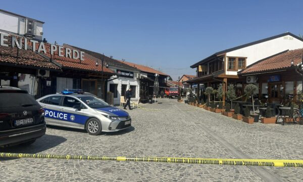 Tragjedia që tronditi Gjakovën: Çfarë dihet për vrasjen dhe vetëdorëzimin e autorit