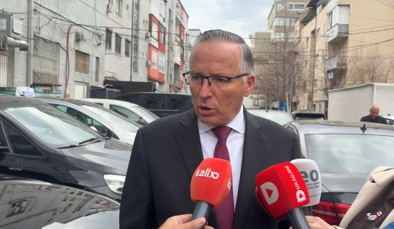 Hamza pas vendimit të Kushtetueses- Nuk kam pranuar ftesë nga Kurti për takim!