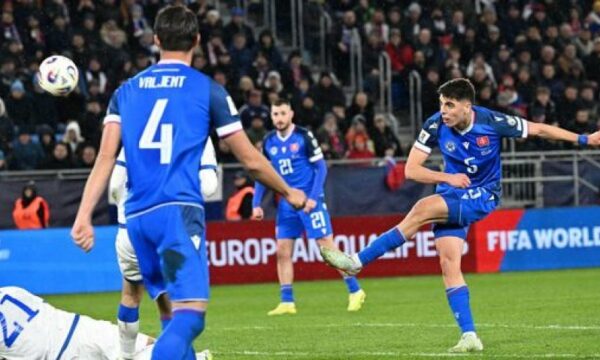 Media sllovake për humbjen nga Kosova për ekipin e tyre: U shembën si një shtëpi prej letrash