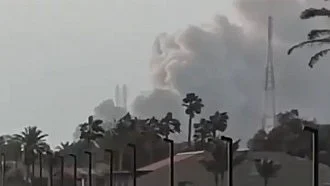 Arabia Saudite kap dy dronë në rafinerinë kryesore të naftës