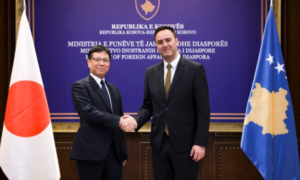 Konjufca takon ambasadorin e Japonisë: U diskutua për thellimin e bashkëpunimit ekonomik dhe shkëmbimeve tregtare mes dy vendeve