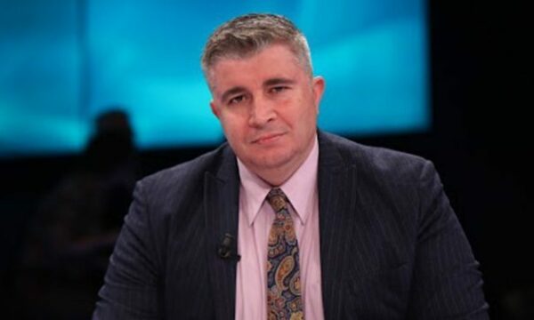 Kosova dhe Shqipëria vende “pjesërisht të lira”, Adri Nurellari: Kurti e Rama s’janë të interesuar për reforma që ua kufizojnë pushtetin