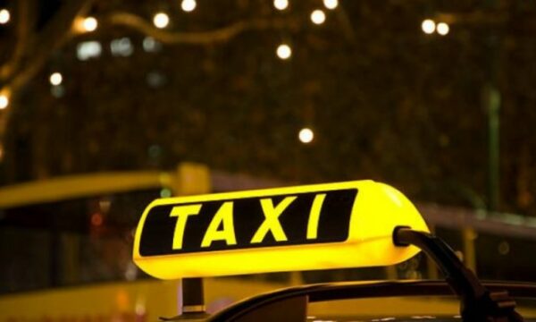 Grabitet një taksist në Prishtinë
