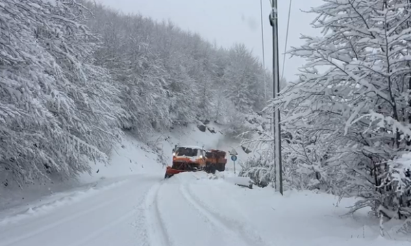 Mbetet e bllokuar rruga Pejë-Kullë-Rozhajë, QKMK del me njoftim