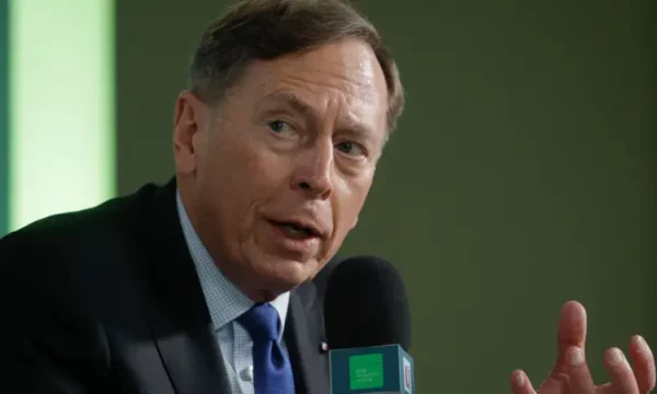 ‘Nuk e dimë çfarë do të ndodhë’ – ish-drejtori i CIA-s për ngjarjet e ardhshme në Iran