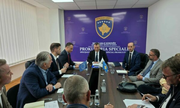 Forcimi i bashkëpunimit ndërkombëtar kundër krimit: Europol në takim me Prokurorinë Speciale të Kosovës