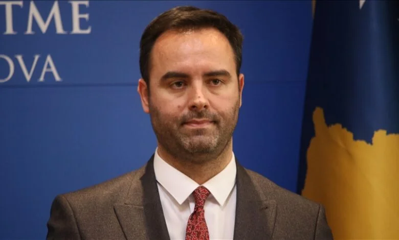 Konjufca uron Hoxhën: Kosova dhe Shqipëria, si popuj të një kombi, ndajnë një lidhje të qëndrueshme
