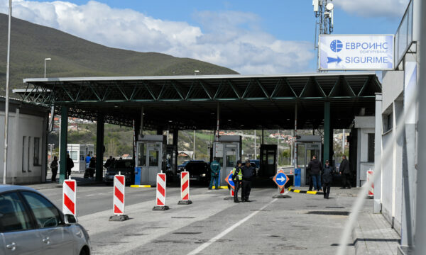 Kapet duke kaluar ilegalisht kufirin, ndalohet shtetasi i Serbisë