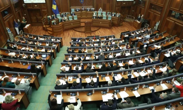 Edhe dy ditë afat për presidentin, partitë ende pa marrëveshje