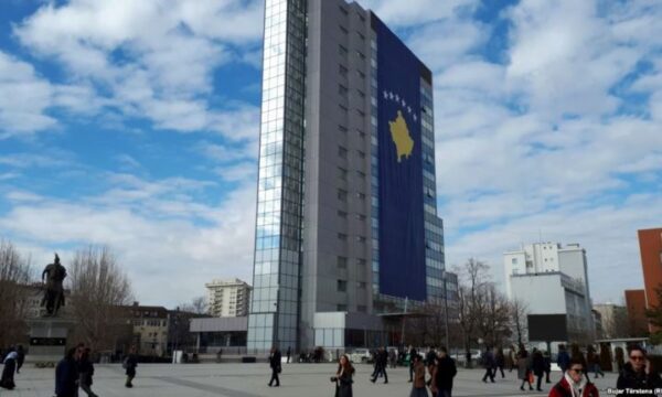 Kriza me naftën, OEK thirrje Qeverisë për përgatitjen urgjente të një pakete mbështetëse